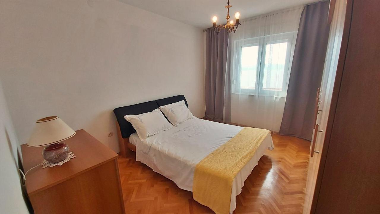 Apartment Cedo Omiš Dış mekan fotoğraf