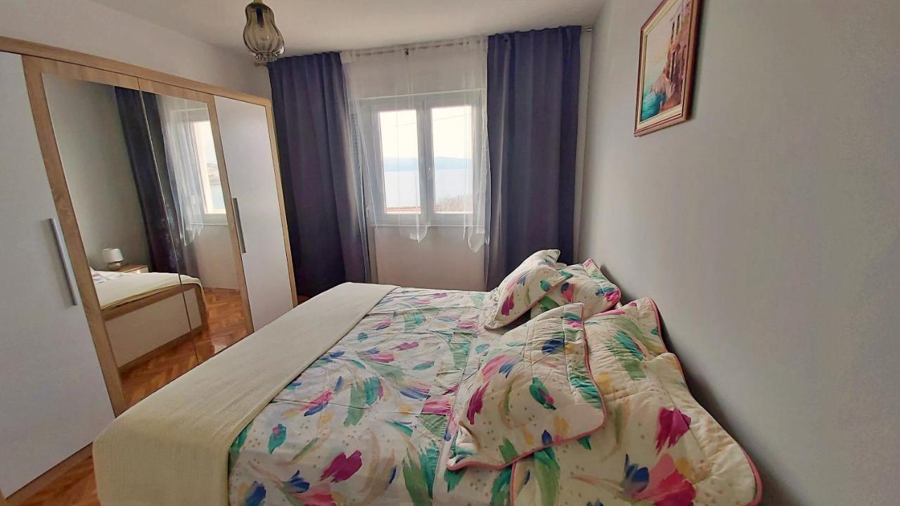 Apartment Cedo Omiš Dış mekan fotoğraf