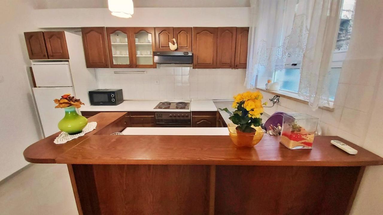 Apartment Cedo Omiš Dış mekan fotoğraf