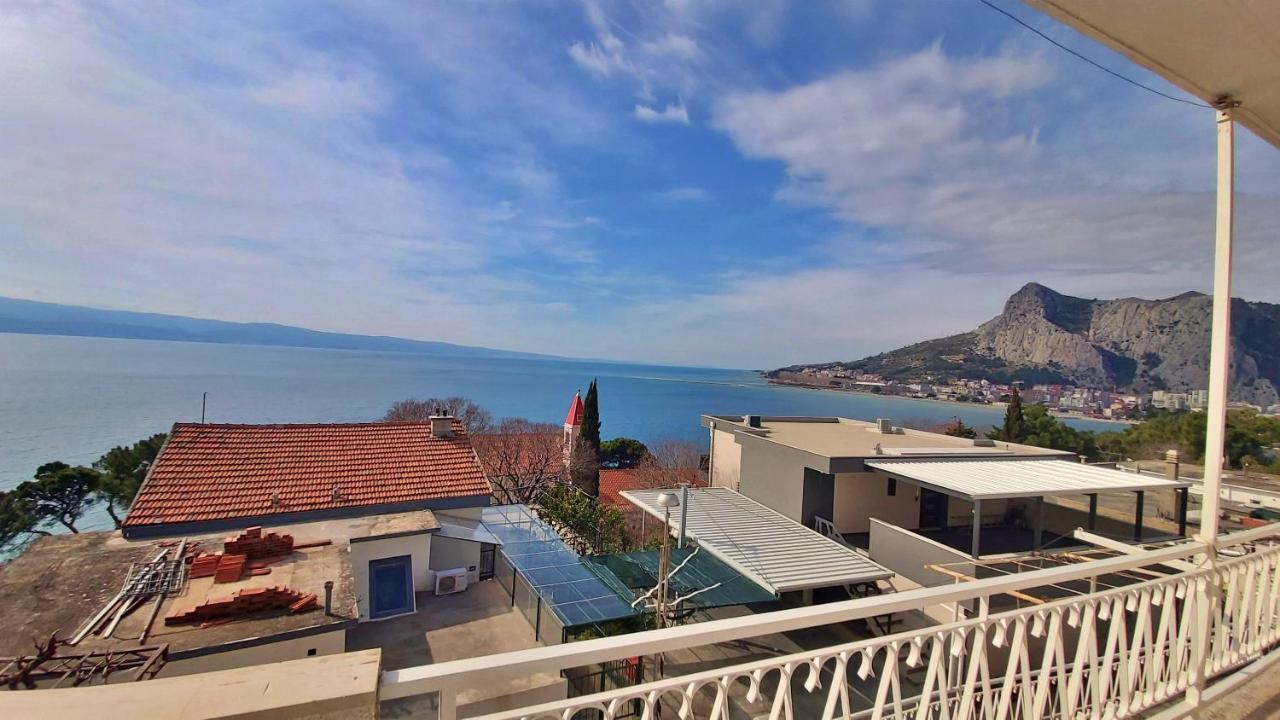 Apartment Cedo Omiš Dış mekan fotoğraf