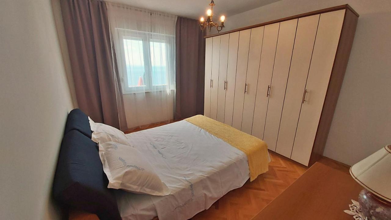 Apartment Cedo Omiš Dış mekan fotoğraf